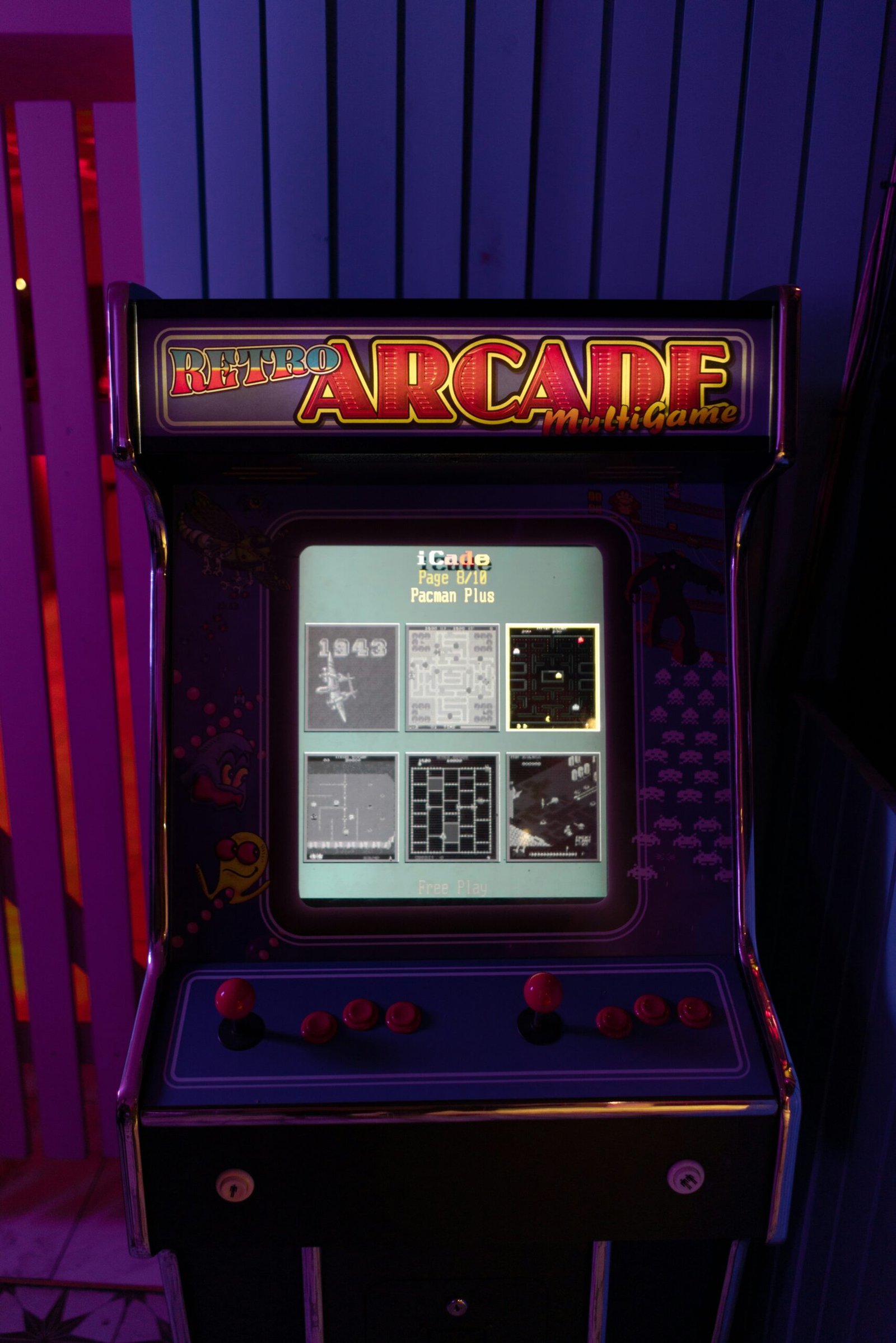 Gabinete de videojuegos arcade retro